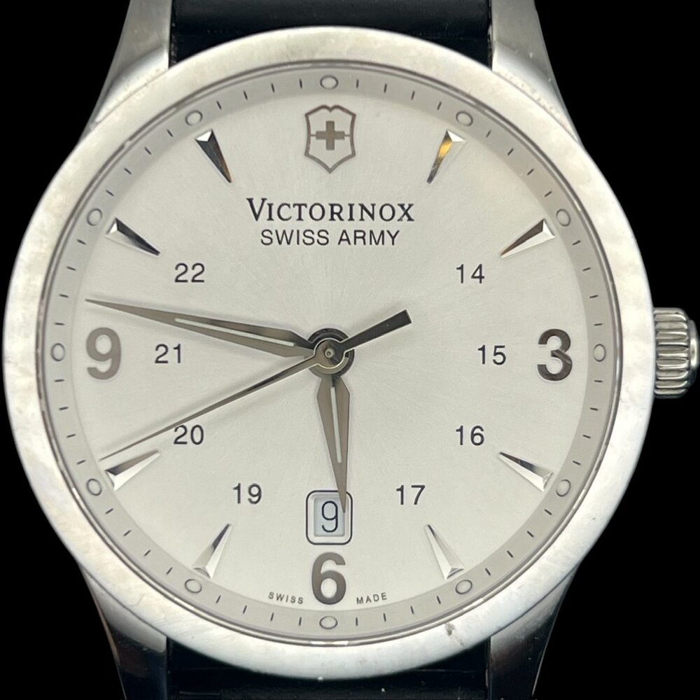 Victorinox Men’s Swiss Army Alliance Swiss made Silver Watch Working